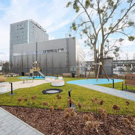 Apartamento 200m From Alk By Bookinghost