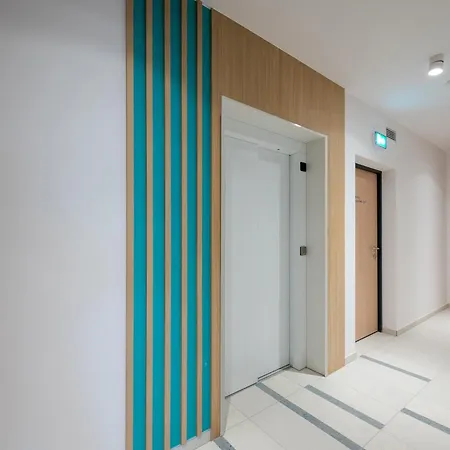 200m From Alk By Bookinghost Apartman