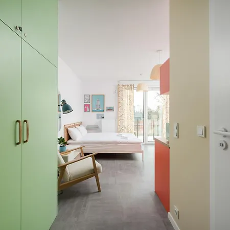 200m From Alk By Bookinghost Varsó