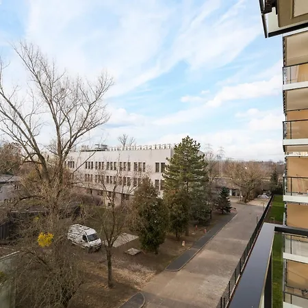 200m From Alk By Bookinghost Apartman *